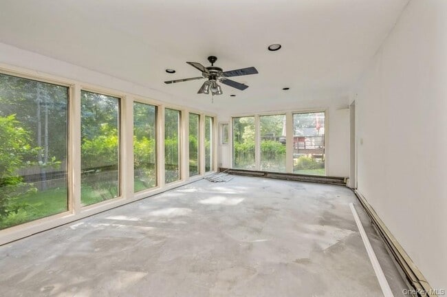 Building Photo - 516 Almena Ave