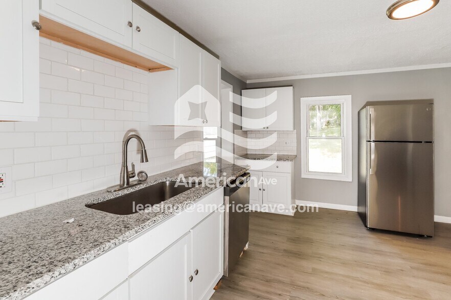 Building Photo - 3632 Jaynes St