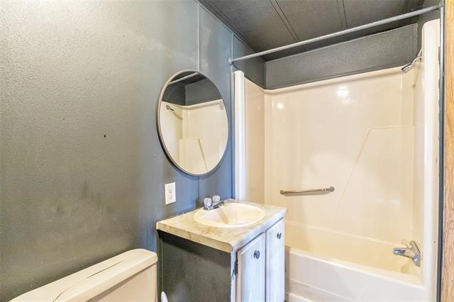 Building Photo - 417 Elm Creek Rd