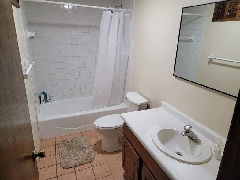 Bathroom Down Stairs - 6276 15th St N