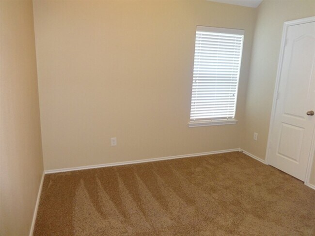 Building Photo - 21415 Branchport Dr