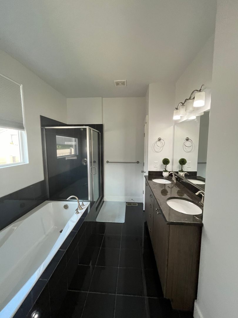 Building Photo - 3773 N 750 W St