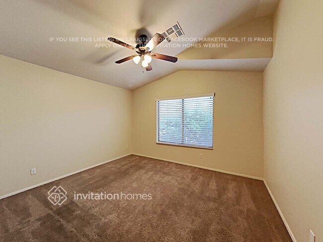 Building Photo - 2145 N 29th Pl