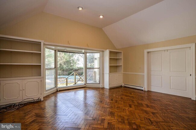 Building Photo - 7205 46th St