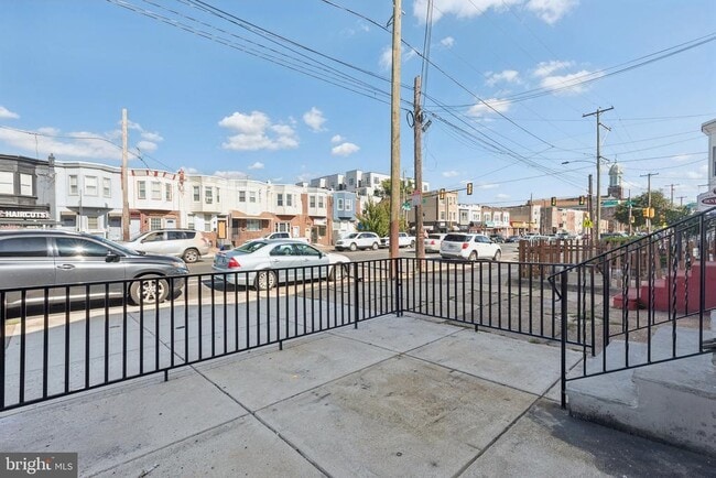 Building Photo - 2348 E Allegheny Ave