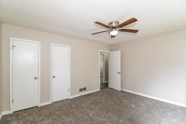 Building Photo - 3833 Chimney Mill Trail