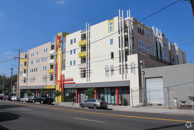 Building Photo - 153 Glendale Blvd