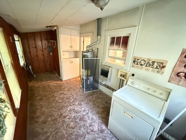 Building Photo - 2 Bed 1 Bath Springfield, MO