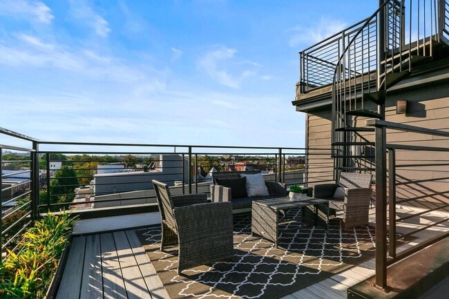 Building Photo - Private Double Decker Rooftop! - Modern Lu...