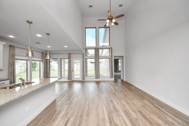 Building Photo - 4218 Bald Cypress Ct