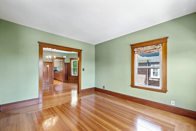 Building Photo - 67 Commonwealth Rd