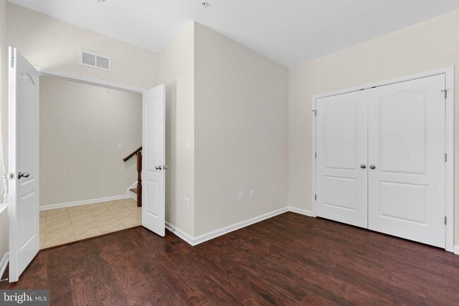 Building Photo - 3716 Foote St NE