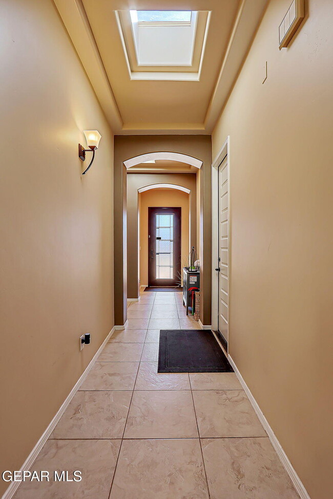 Building Photo - 1149 Stoke St