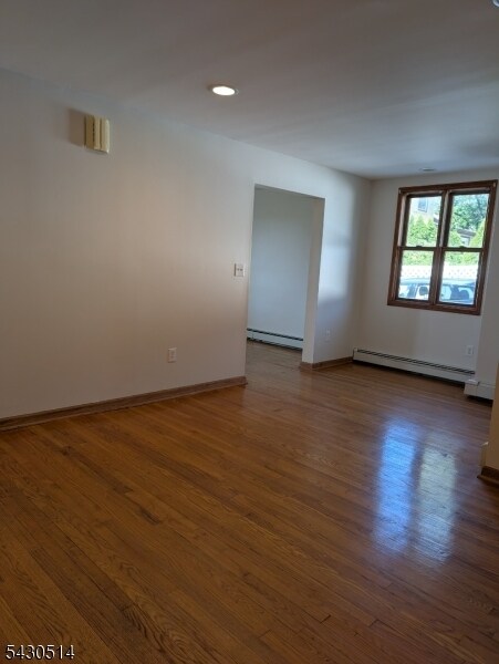 Building Photo - 556 Totowa Rd