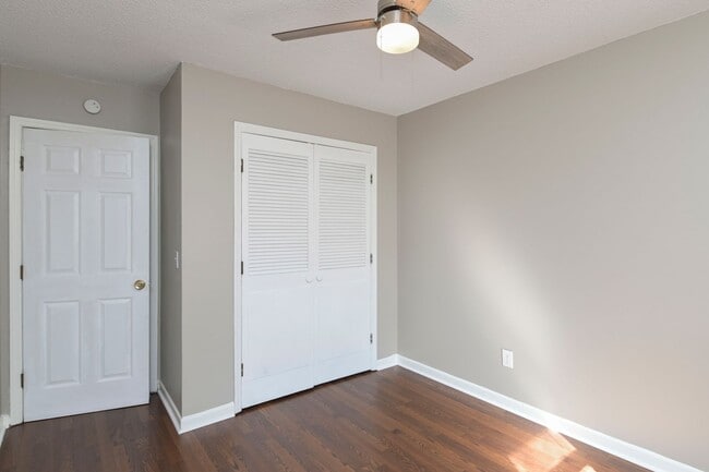 Building Photo - Beautifully Renovated 3-Bedroom Home in Co...
