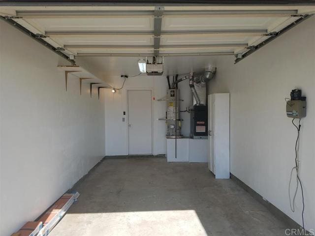 Building Photo - 4536 Beverly Glen Dr