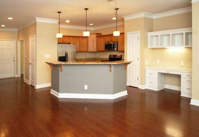 Building Photo - 94 Rowse Dr