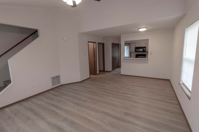 Building Photo - 1627 Bold Ruler Ct