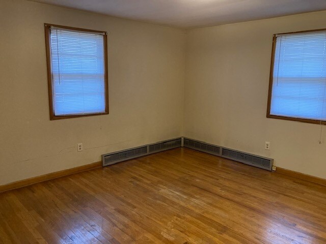 Building Photo - 2922 K Ave