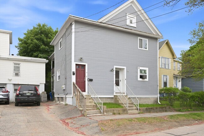 Building Photo - 37-39 Mead Street
