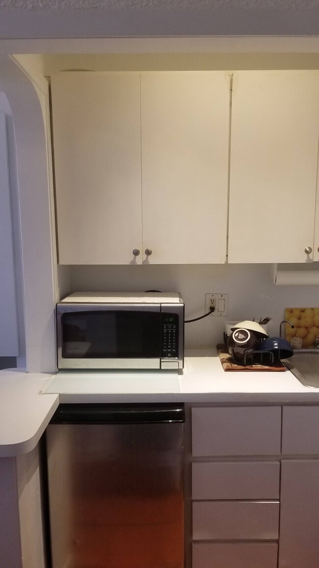 Building Photo - 7300 Ocean Terrace