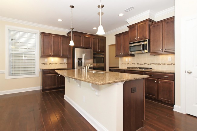 Building Photo - 2230 Rocky Bay Ct