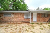 Building Photo - 6618 Applegate St