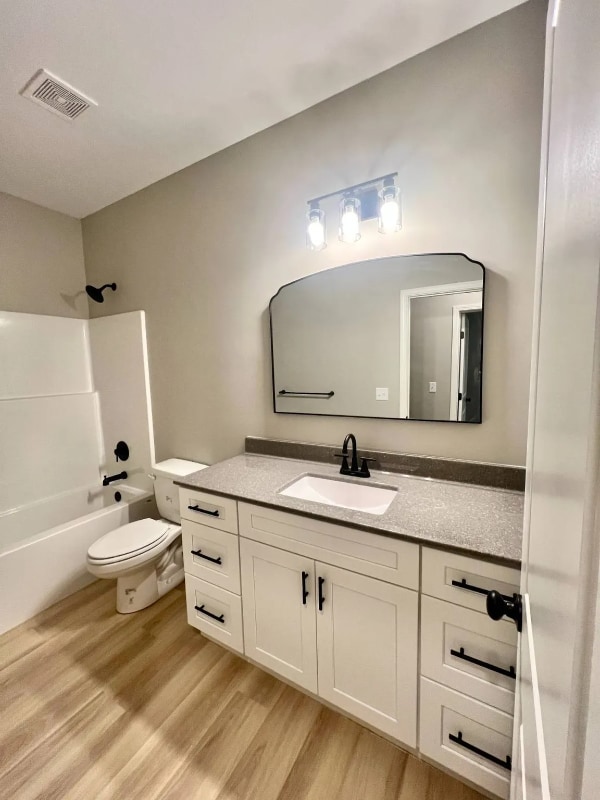 Building Photo - 9901 Weeping Willow Dr