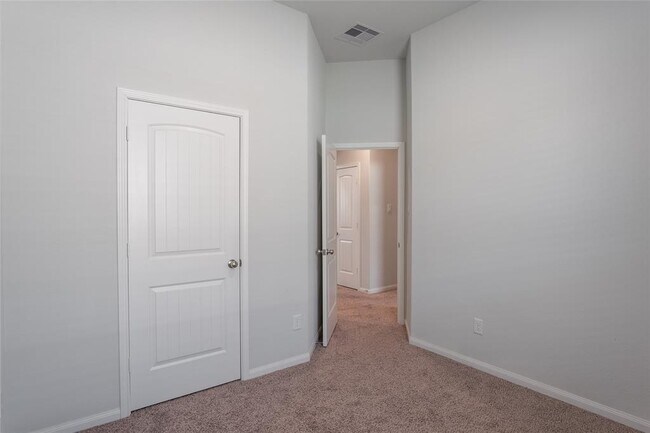 Building Photo - 20103 Poppy Hills Ln