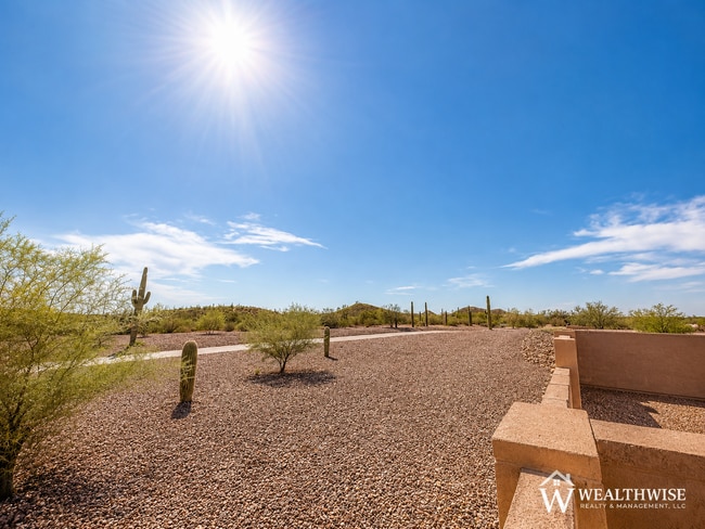 Building Photo - BEAUTIFULLY UPGRADED EXCEPTIONAL HOME WITH MOUNTAIN VIEWS IN SAGUARO HAVEN
