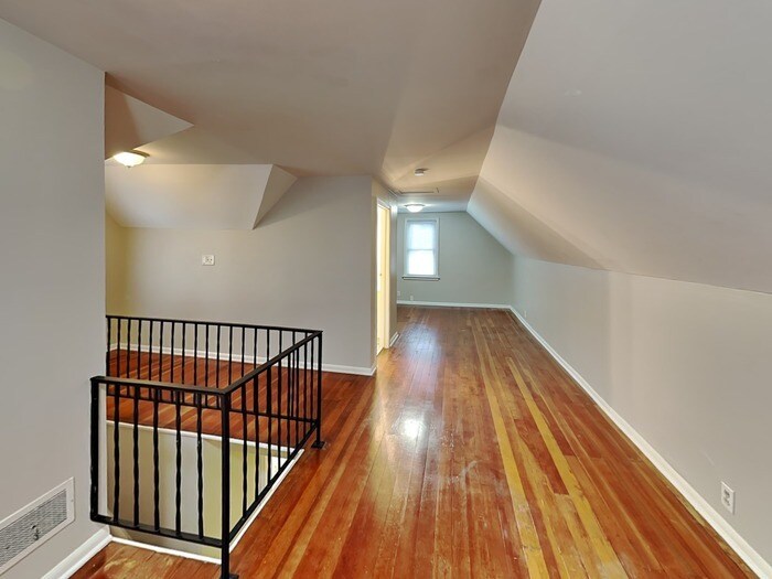 Building Photo - 5022 49th Ave N