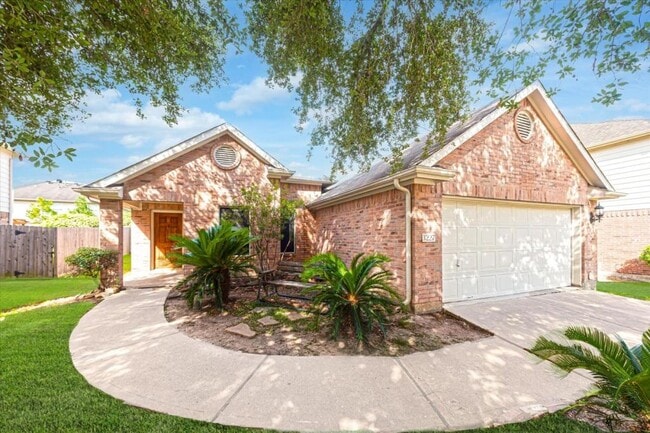 Building Photo - 3227 Lantern Bay Ln