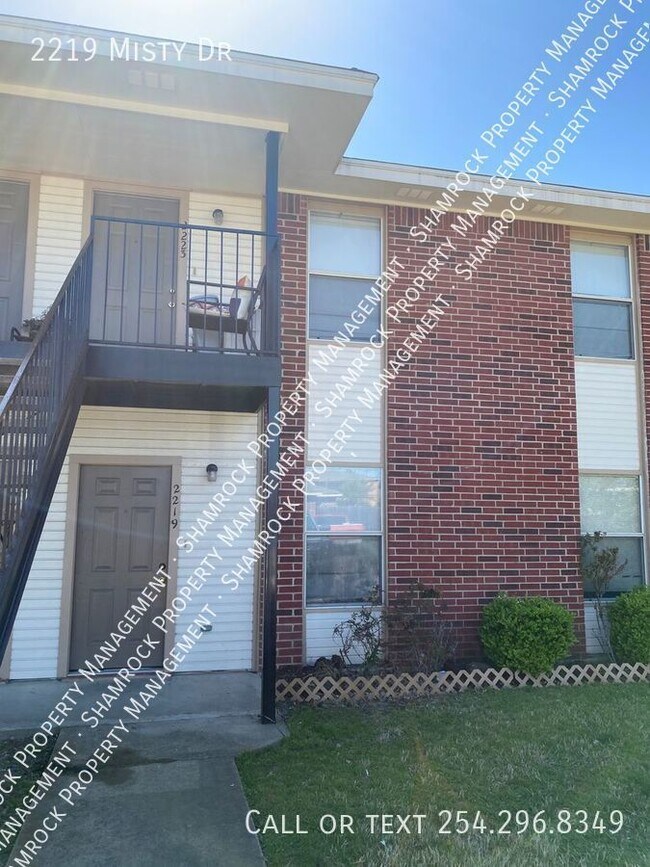 2/1 Fourplex in Midway ISD! 2219 Misty Dr Waco TX 76712 Apartment