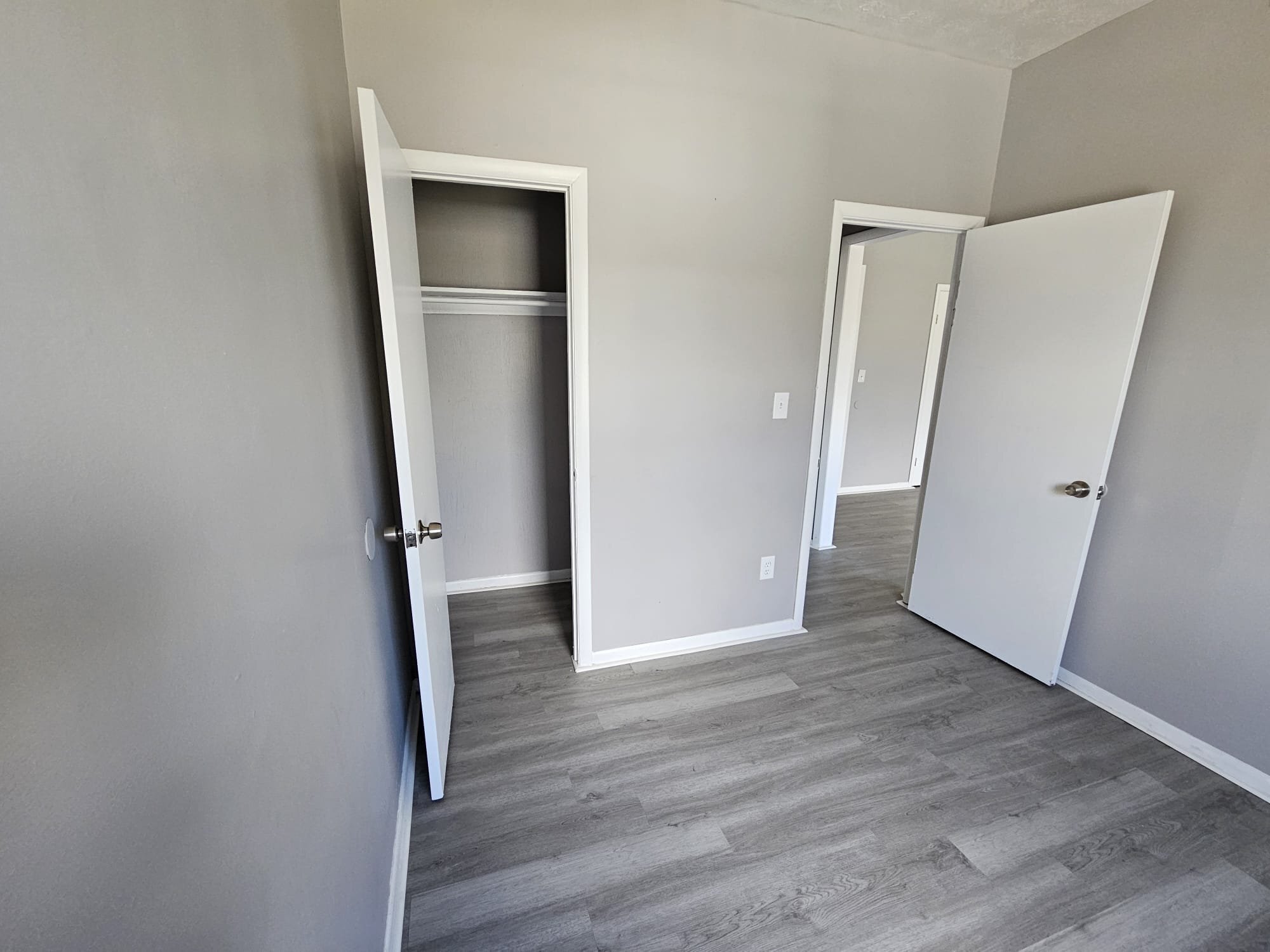 Building Photo - 392 E 147th St