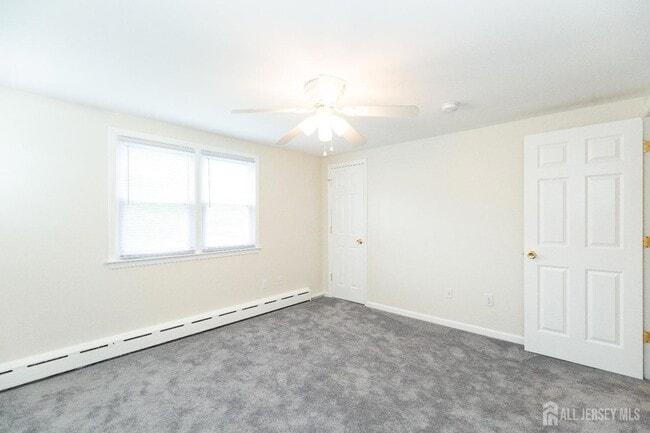 Building Photo - 200 Plainfield Rd