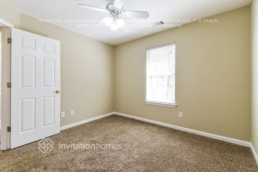 Building Photo - 170 Ashley Woods Dr