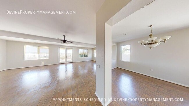 Building Photo - 381 Mesa Verde Park