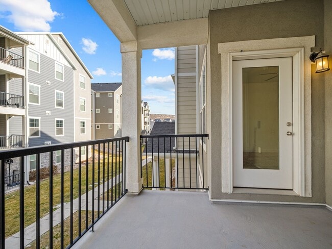 Building Photo - Beautiful home for rent in Saratoga Springs!