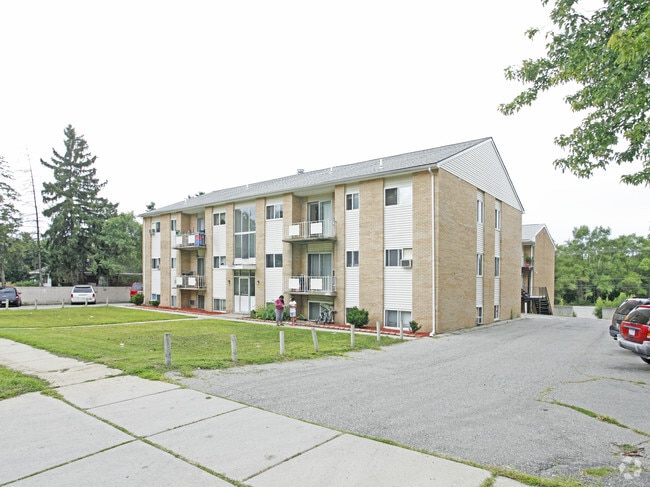 Building Photo - Brownell Apartments