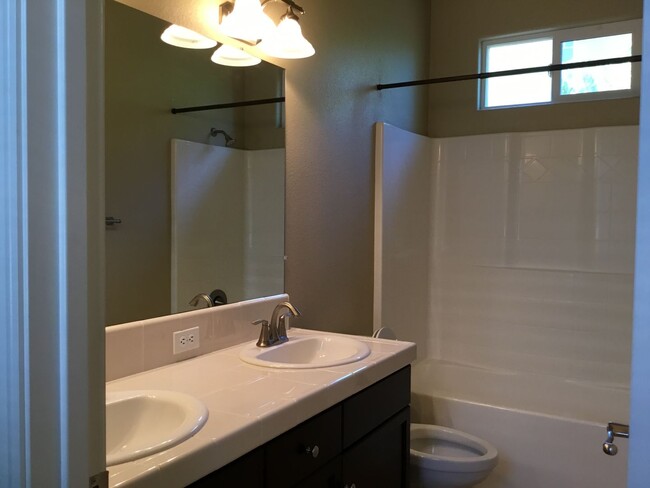 Building Photo - Welcome to Harlan Ranch!!!