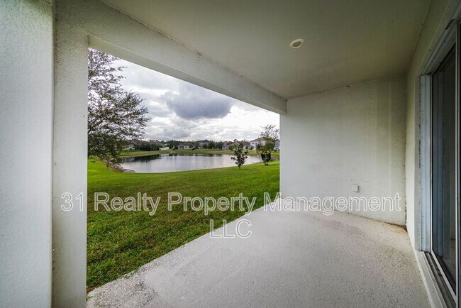 Building Photo - 11036 Sycamore Woods Dr