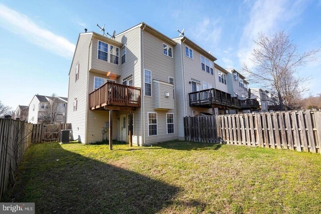 Building Photo - 1414 Bird Watch Ct