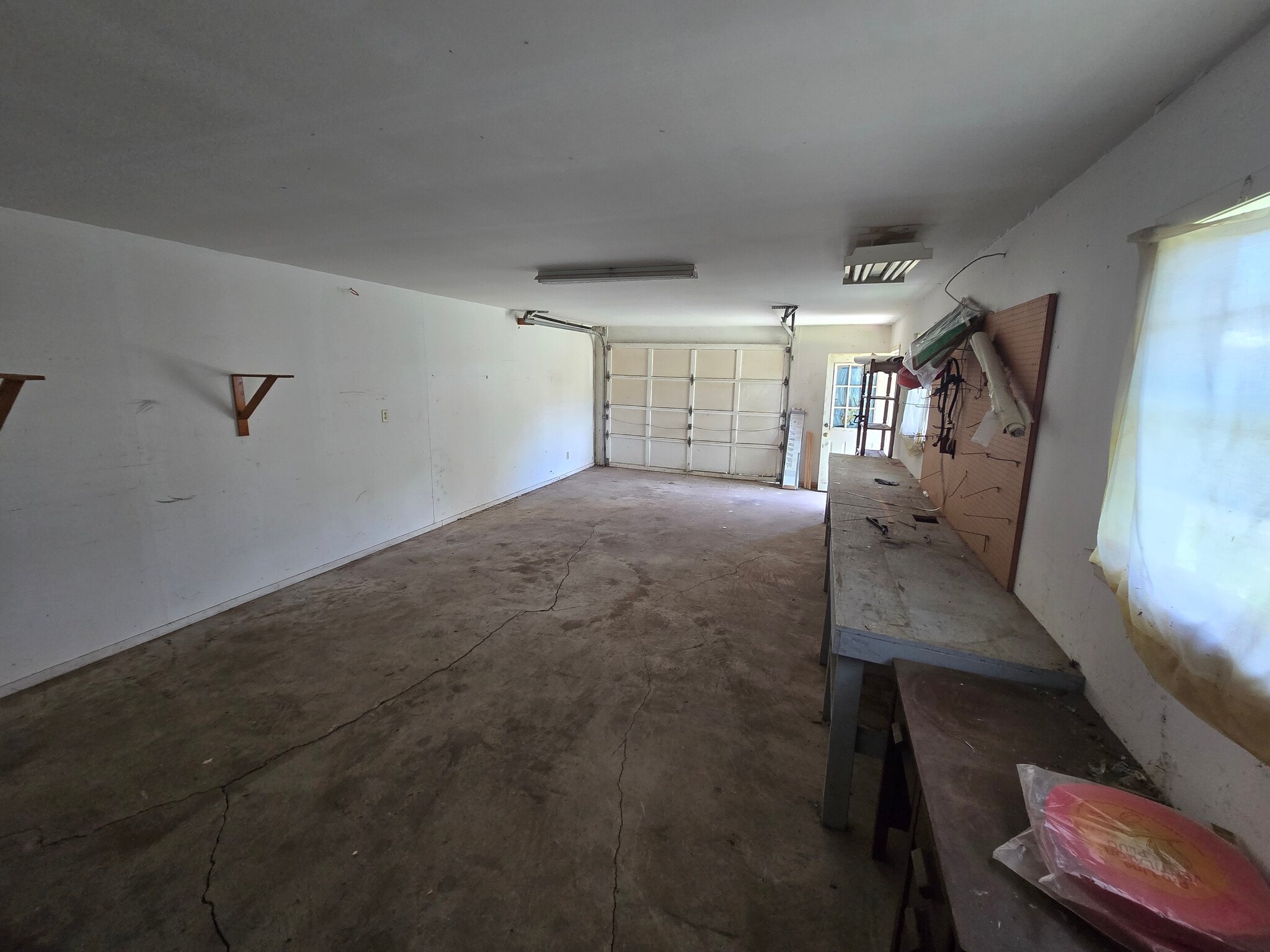 Building Photo - 10922 Myrtice Dr