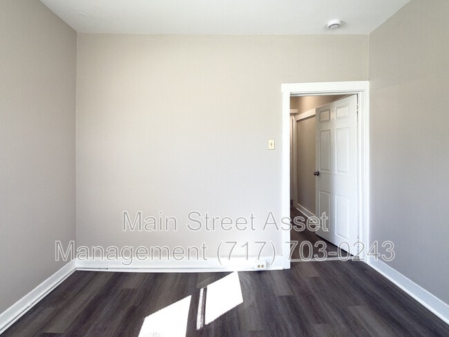 Building Photo - 127 N Prince St