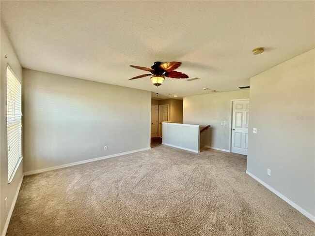Building Photo - 11161 Creek Haven Dr