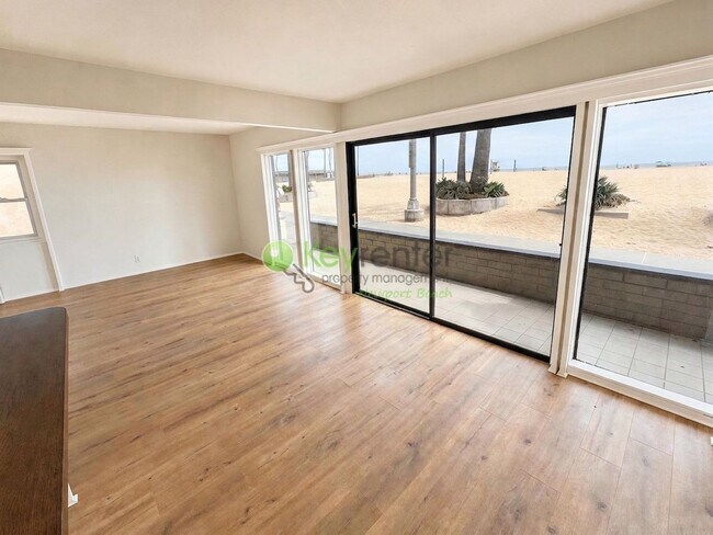 Building Photo - 1510 W Oceanfront