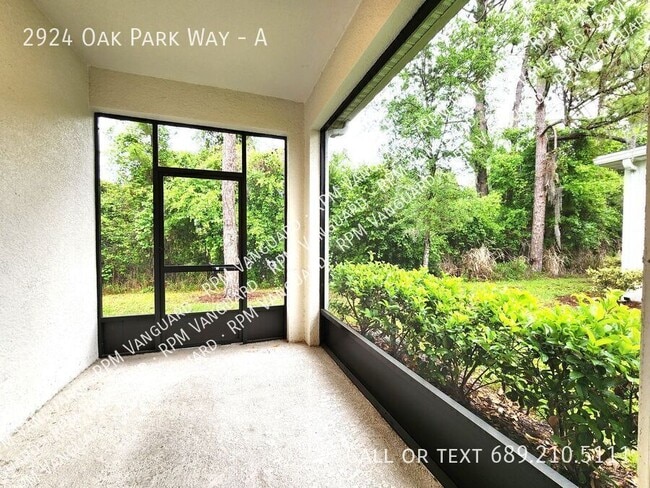 Building Photo - 2924 Oak Park Way