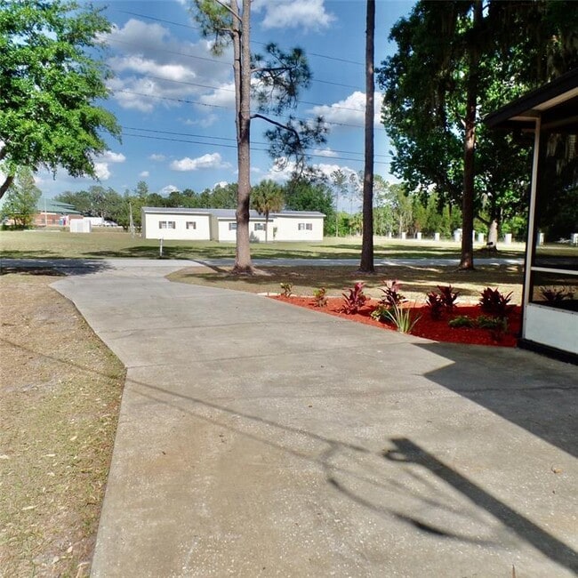 Building Photo - 4637 Fox Ridge Blvd