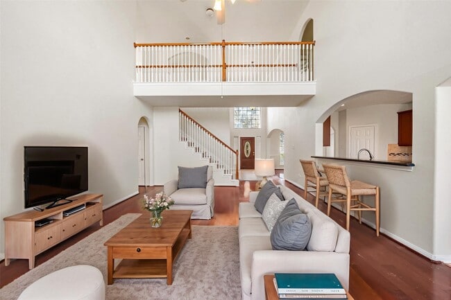 Building Photo - 14213 Stone Bluff Ln