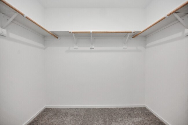 Building Photo - 1031 Garnet Rain Dr